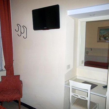 Hotel Lo Squalo Grottammare Quarto foto